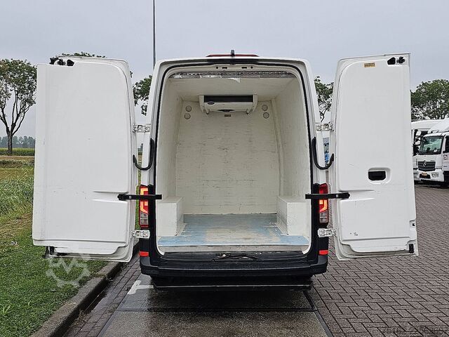 Reefer van VW CRAFTER 35 2.0 Bi-Temp koeling EUR6