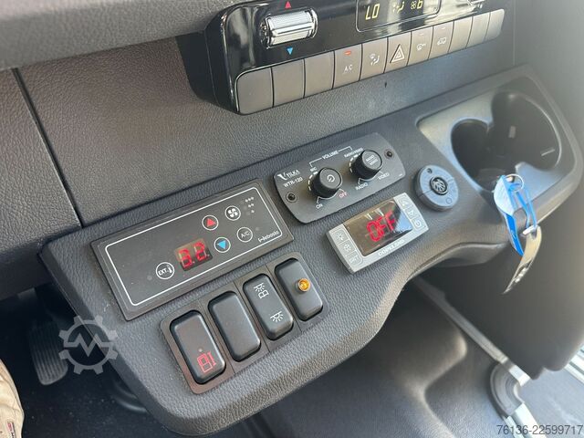 Minibus MERCEDES-BENZ Sprinter 21 Sitzer VIP Klima el. Tür Heizung