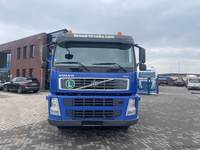 Open body Volvo FM 440 6x2 / Platform / Hiab 166 D-3 Pro Crane-...