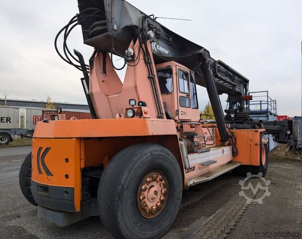Full-container reach stacker Kalmar DC4560RC4