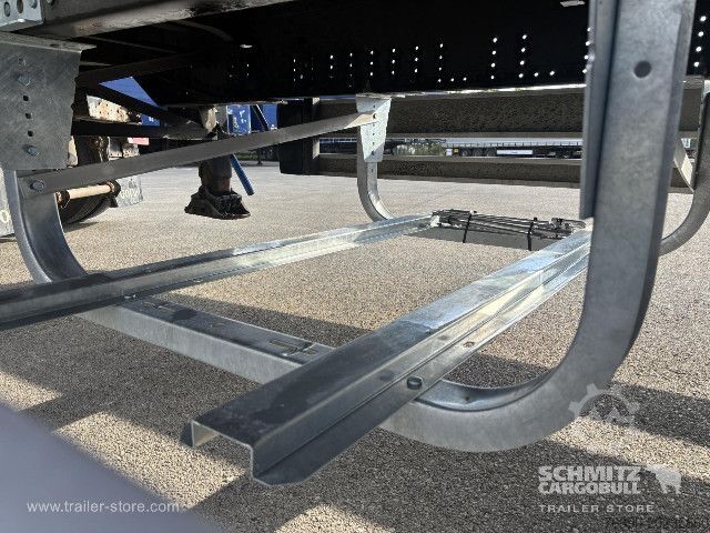 Open semitrailer with tarp Schmitz Cargobull Semitrailer Curtainsider Standard