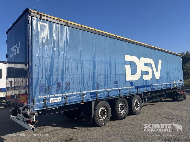 Open semitrailer with tarp Schmitz Cargobull Semitrailer Curtainsider Standard