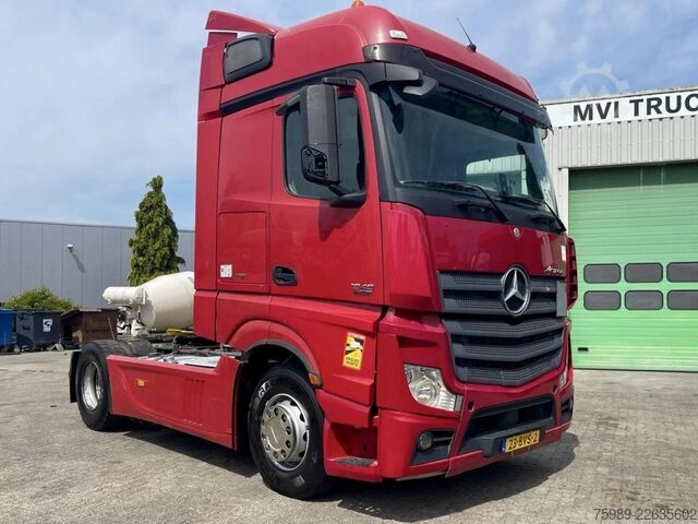 Standard tractor Mercedes-Benz Actros 1845 Dutch truck. Retarder. APK till 16-...