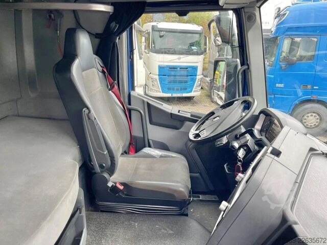 Standard tractor Renault T460 vin:  VF611A161LD033623,  592852 km