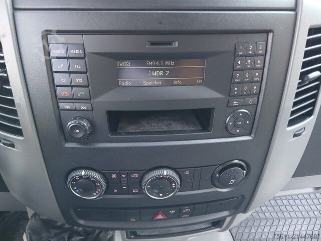 Refrigerator body van VW CRAFTER 35 ATM FRISCHEDIENST 0° FK 270° PDC ALU