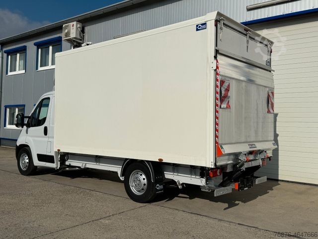 Transporter mit Koffer CITROEN Jumper 410x210x205cm und LBW