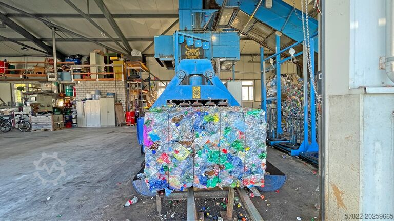 Complete PET baling line 2040 with conveyor, PET flattener and PSS system BOA PET Recyclinganlage