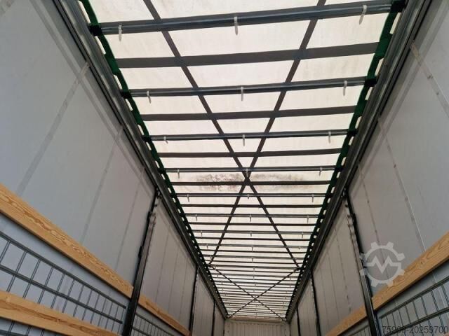 Semitrailer Kässbohrer TAUTLINER
