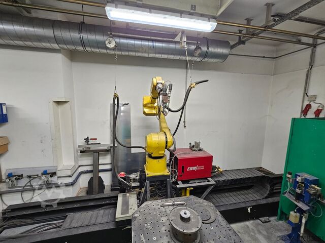 Schweißroboter Schweißroboter Mig-Mag-Wig ArcMate 120i/B