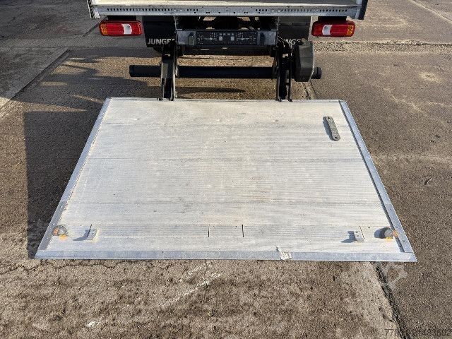 Box van IVECO 35C16H Klima, Radio, Garantie