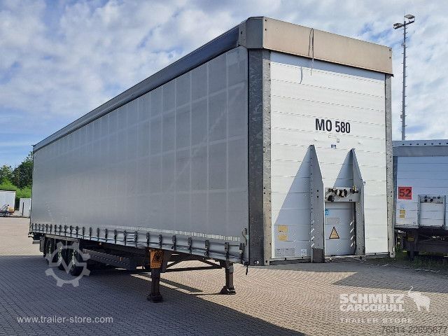 Auflieger mit Pritsche & Plane Schmitz Cargobull Curtainsider Mega Getränke