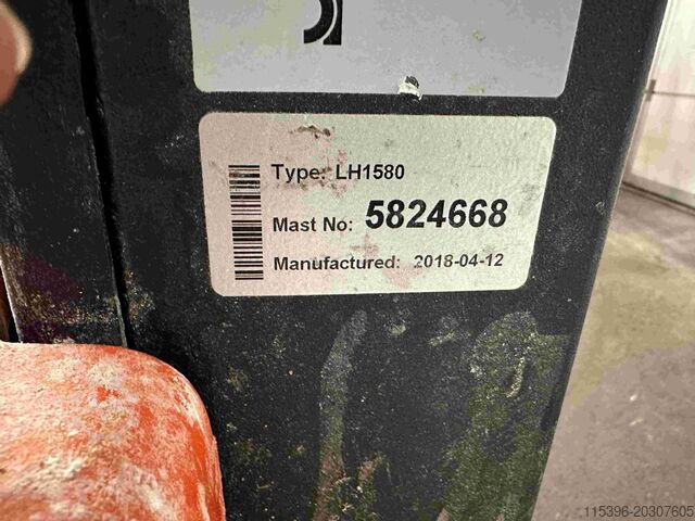 High Lift stacker Toyota HWE 100 - NO RUNNER !!! - NICHT FAHRBEREIT !