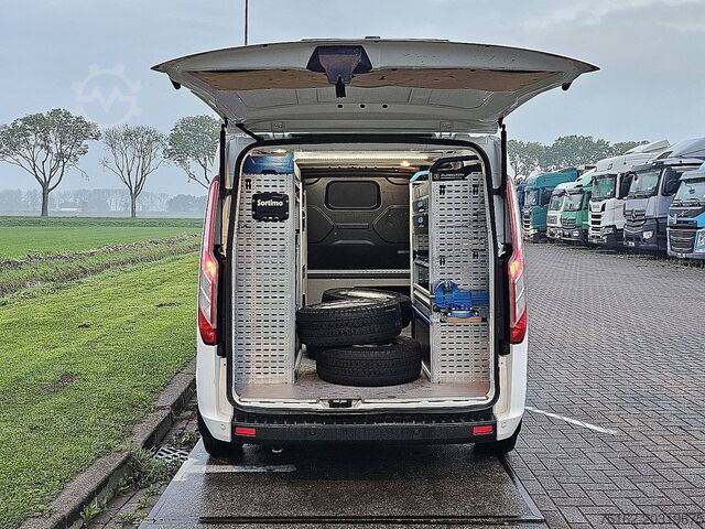 High-roof van FORD TRANSIT CUSTOM 2.0 L1H1 WP-Inrichting!