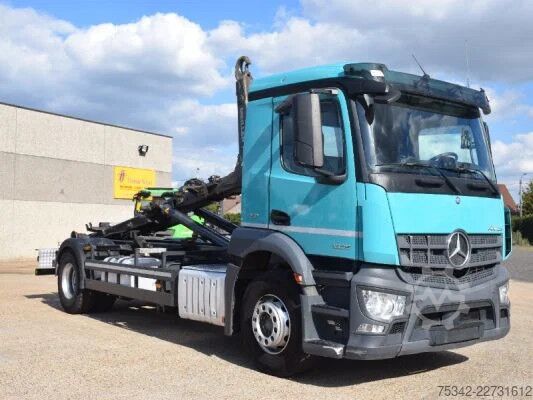 Hakenarmsystem Mercedes-Benz Antos 1835 Hooklift