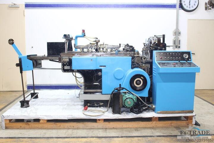 Buchdeckenmaschine / Case Maker Smyth Freccia CM