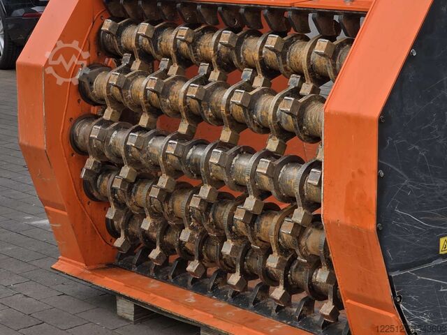 Schaufelseparatoren Wolf Technik für Baumaschinen 252