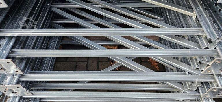 7,4m Palettenregal Höhe 10,3m 7 Ebenen Nagy PB-80