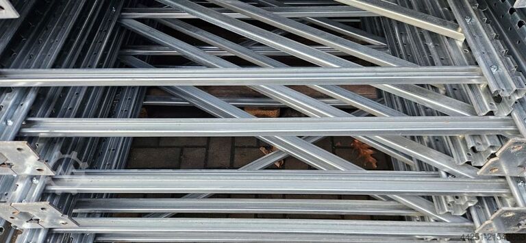 Palettenregal 3,6 m Anbaufeld Höhe 10,3m Nagy PB-80