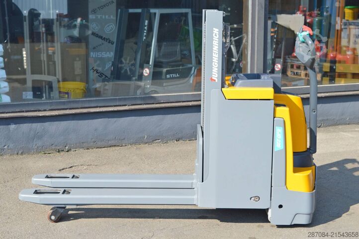 Hochhubwagen Jungheinrich EJD 220