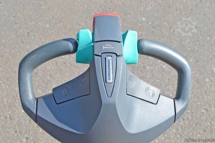 Hochhubwagen Jungheinrich EJD 220