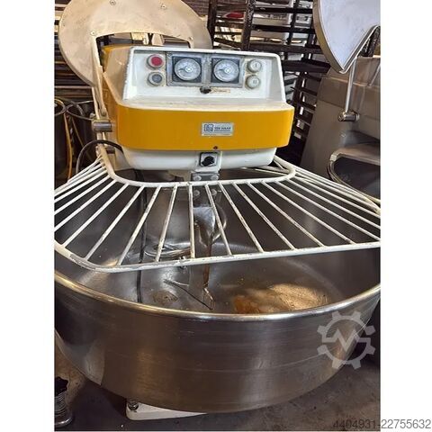 Used spiral mixer for 100 kg of flour KEMPER SP 100 L
