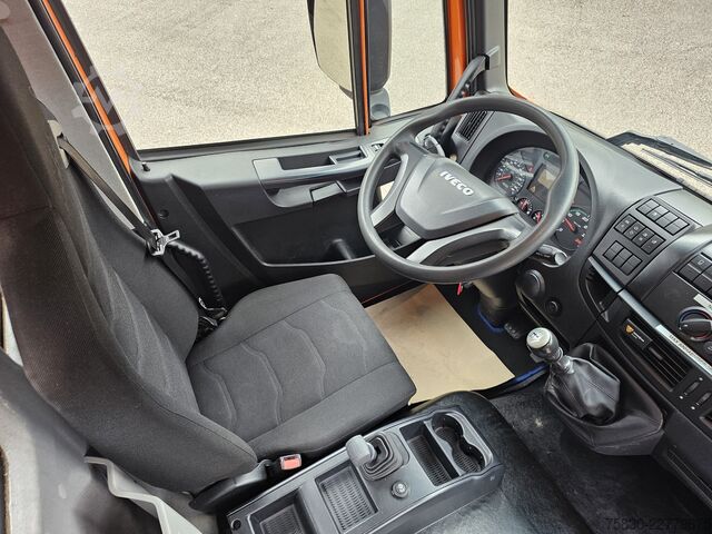 Bergungsfahrzeug Iveco 8-160L OPRIJ / MACHINE TRANSPORT