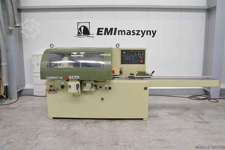 Vier-Seiten-Hobelmaschine SCM Compact 22