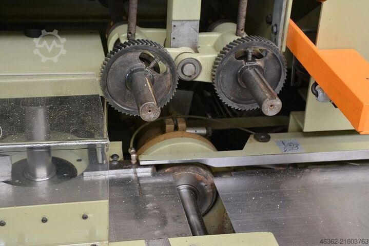 Vier-Seiten-Hobelmaschine SCM Compact 22