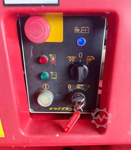 Gelenkteleskoparbeitsbühne Niftylift BS2191-HR21