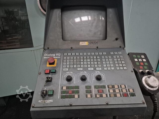 USED VERTICAL MACHINING CENTER MANUF. DMG, MODEL DMC 100 V DMG DMC 100 V