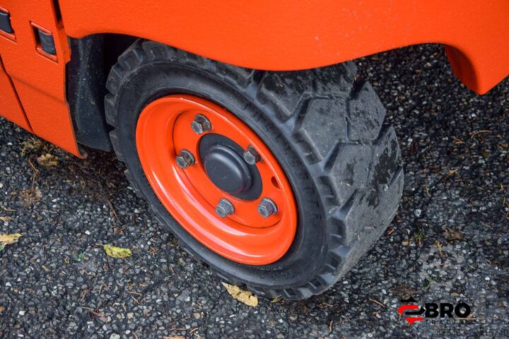 Gabelstapler Linde E18PH-02 EVO Triplex