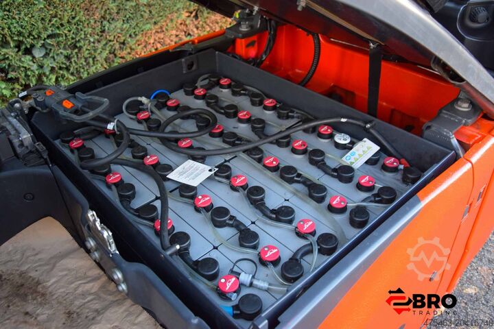 Gabelstapler Linde E18PH-02 EVO Triplex