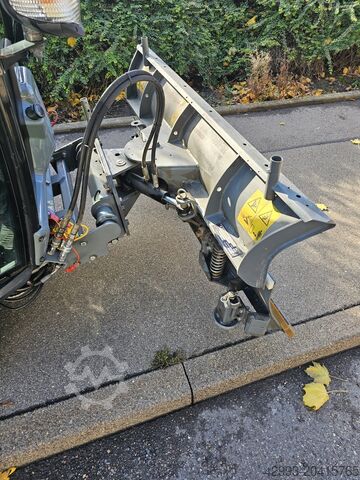 Winterdienstgerät Kärcher MIC 34C