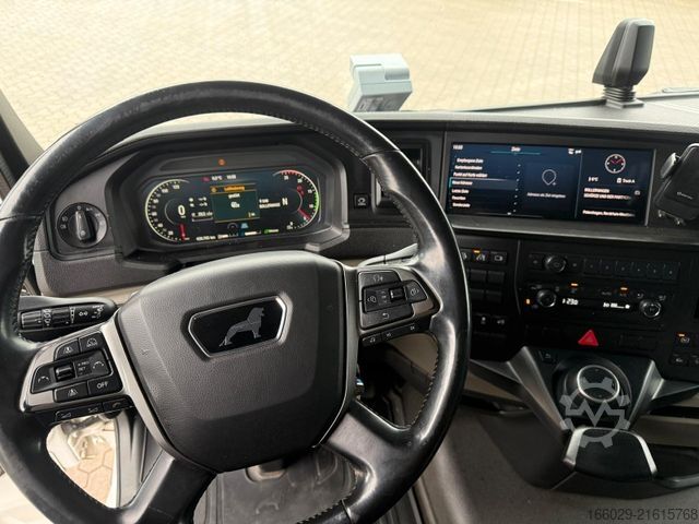 Standard SZM MAN TGX 18.510 mit Hydraulik