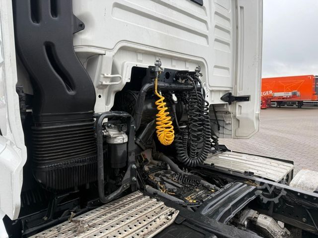 Standard SZM MAN TGX 18.510 mit Hydraulik