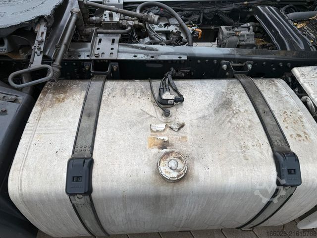 Standard SZM MAN TGX 18.510 mit Hydraulik