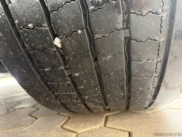 Standard SZM MAN TGX 18.510 mit Hydraulik