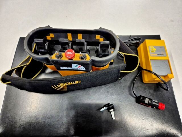 LKW mit Kran und Kipper Iveco STRALIS 260S31