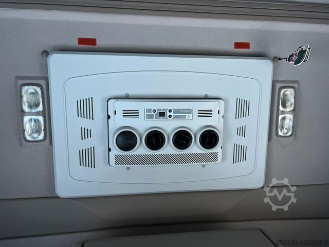 Standard tractor unit DAF XF 530 EU6 4x2 BL Retarder 2Tanks