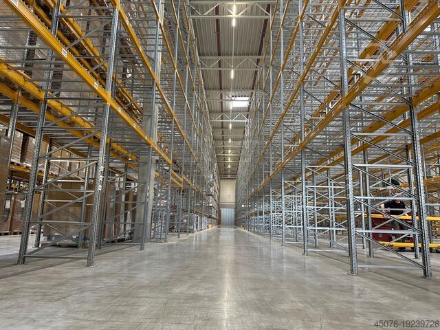 600 linear meters of pallet racking STOW, as new Stow 