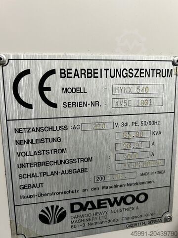 Vertikales Bearbeitungszentrum DAEWOO Mynx 540, 4.axis