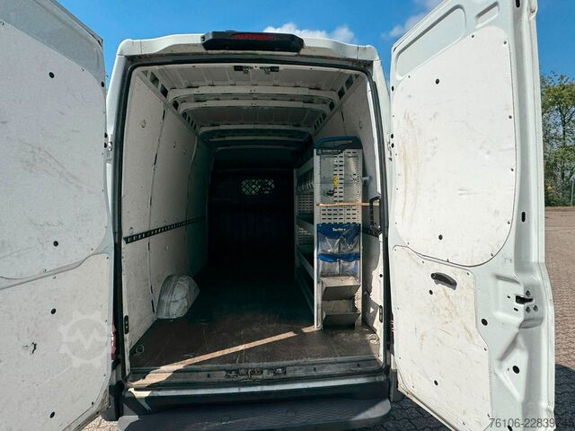 Panel van IVECO Daily 35S16 Hi-Matic Kastenwagen L2H2