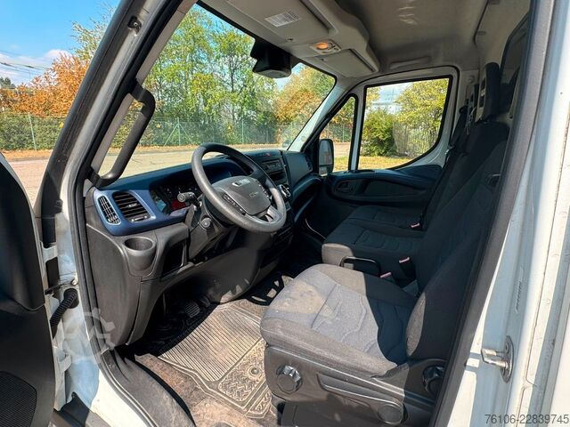 Panel van IVECO Daily 35S16 Hi-Matic Kastenwagen L2H2