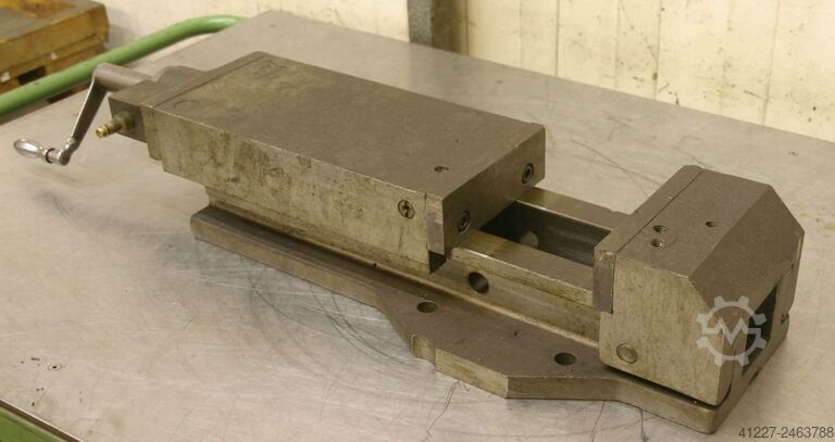 Hydraulic vice Röhm Spannweite 170 mm