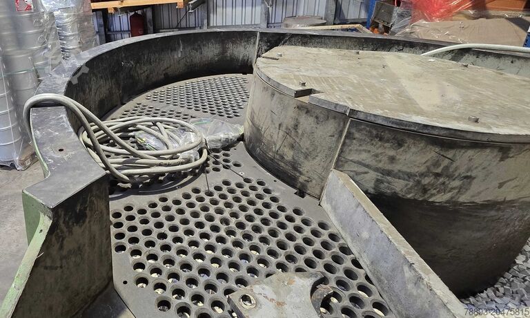 Vibratory Finishing Machine + Sieve + Conveyor + Separator Rösler R620EC + R9-5.5Sm + R350-2000 + Abscheid