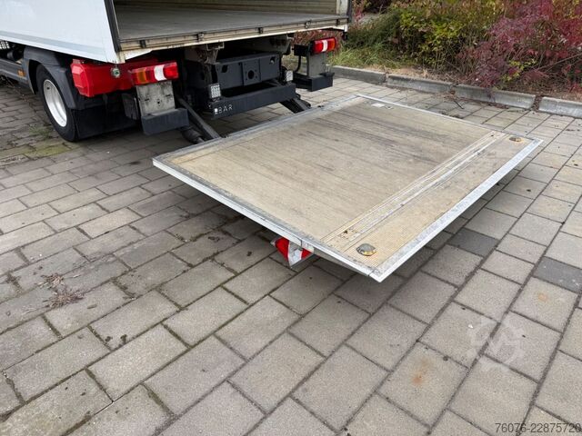 Box van MERCEDES-BENZ MB 818 L 5 m Koffer LBW 1t 2,5 t NL Klima Kamera