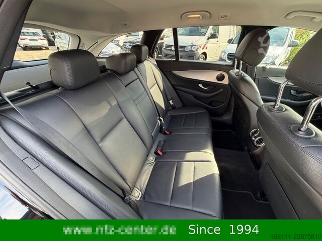Minibus MERCEDES-BENZ E 300 de T Avantgarde HeadUP DISTRONIC AHK