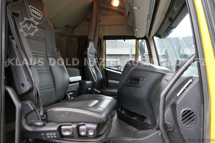 Standard tractor unit IVECO Stralis 570 XP Retarder 2-Tanks Standklima Euro6