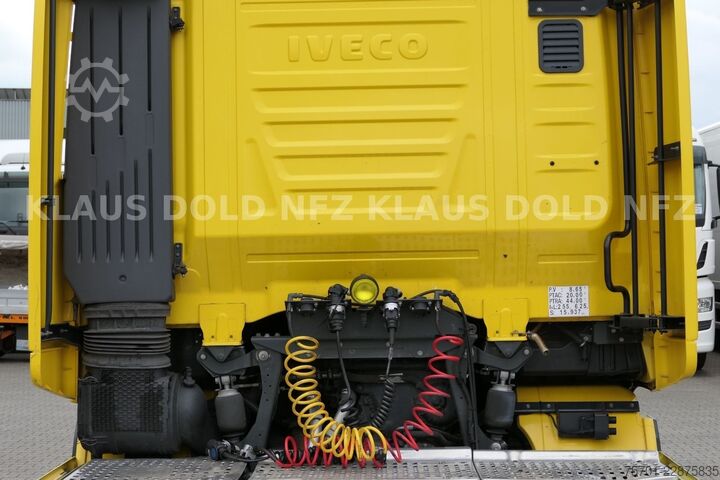 Standard tractor unit IVECO Stralis 570 XP Retarder 2-Tanks Standklima Euro6