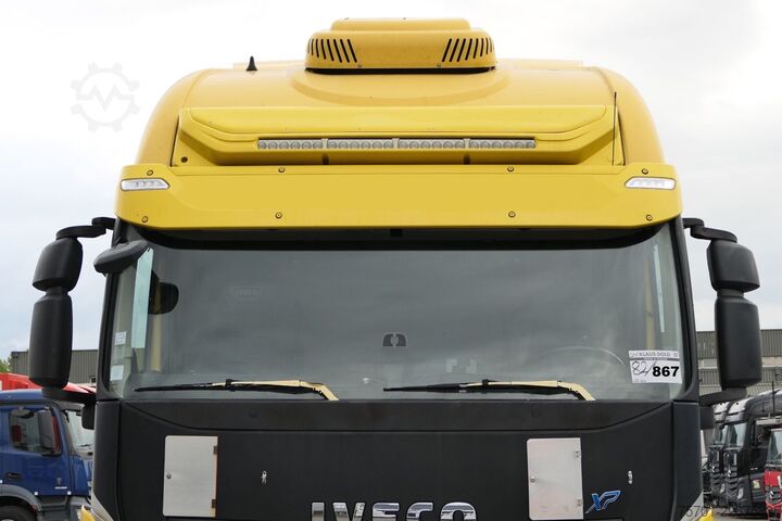 Standard tractor unit IVECO Stralis 570 XP Retarder 2-Tanks Standklima Euro6